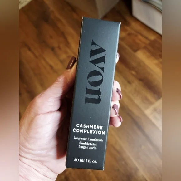 Avon Cashmere Complexion NIB Longwearing Foundation 1 fl oz - Picture 9 of 10